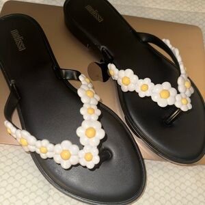 NEW!!  Melissa Black Sandals with White and Yellow Daisy's